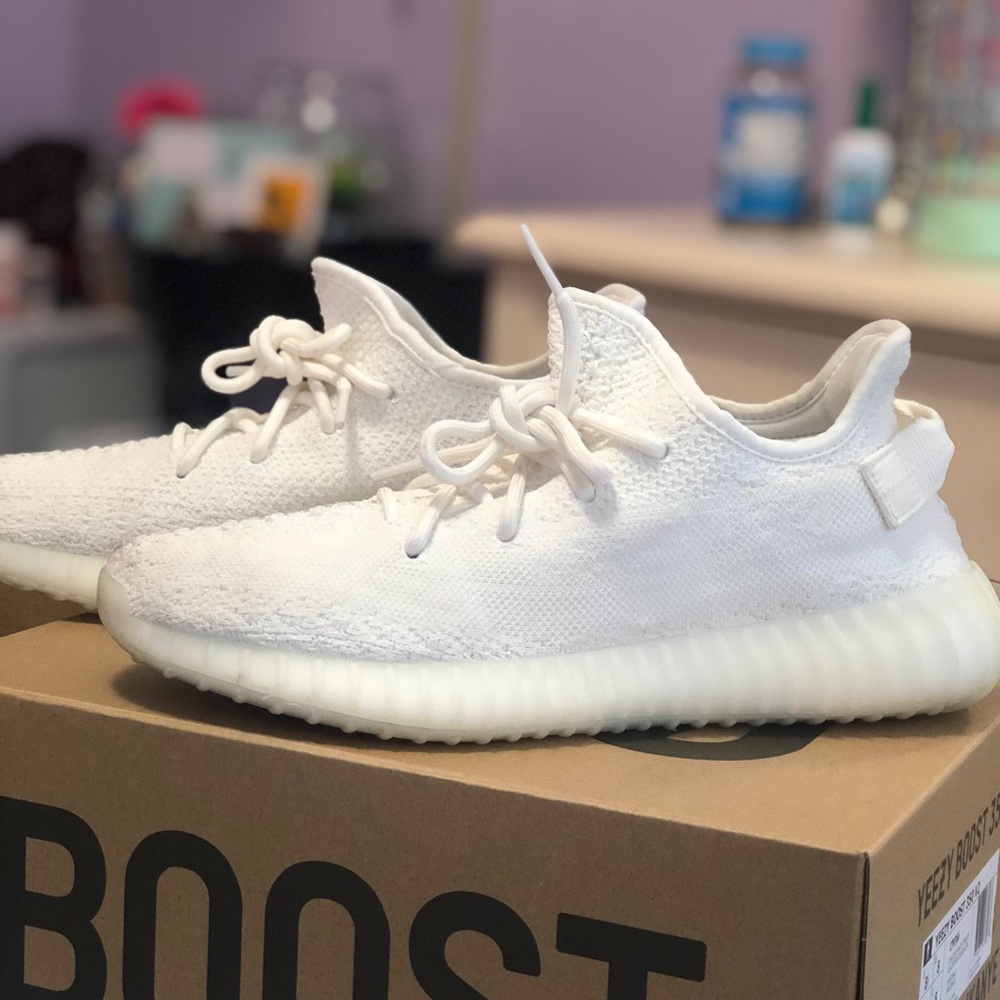 Yeezy Boost 350 V2 triple white AUTHENTIC